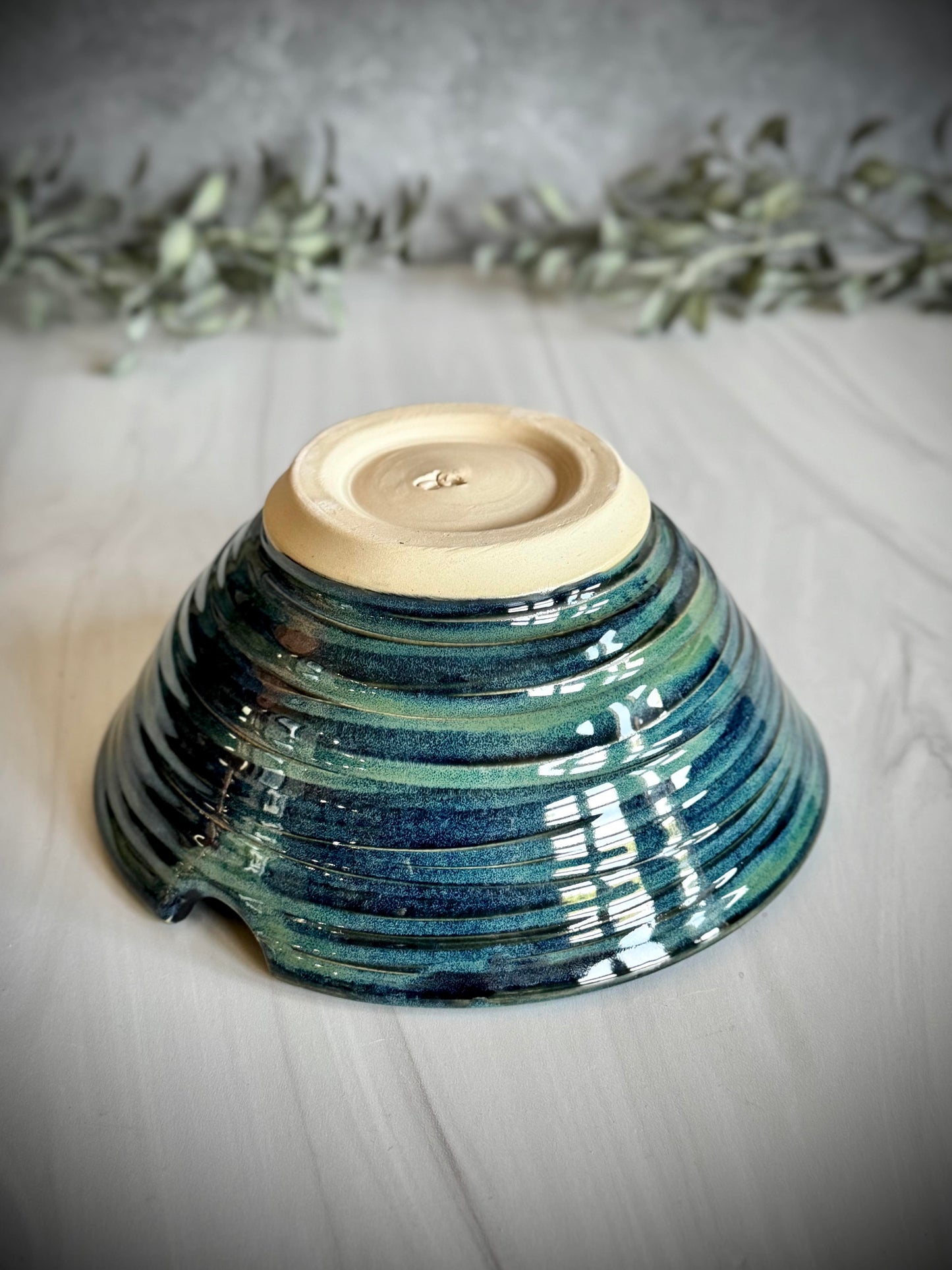 Ramen Bowl - Dark Blue/Green Spiral Carved