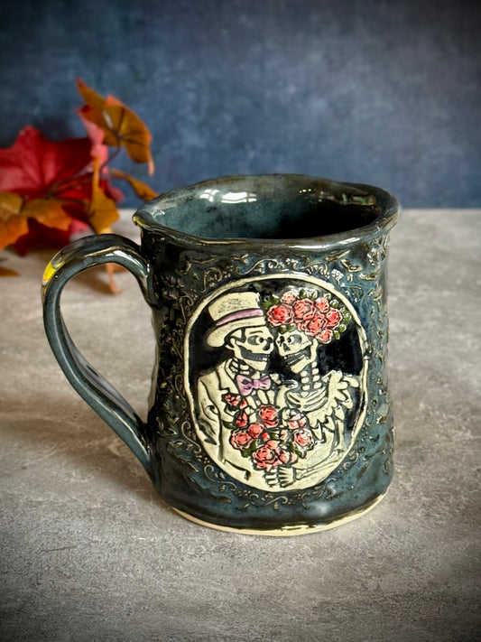 Day of the Dead Skeleton Couple Mug – Midnight Glaze (#2)