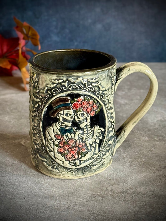 Day of the Dead Skeleton Couple Mug –Antique Finish