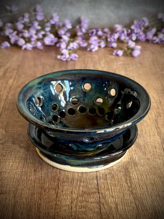 Small Berry Bowl with Matching Plate – Blue and Green